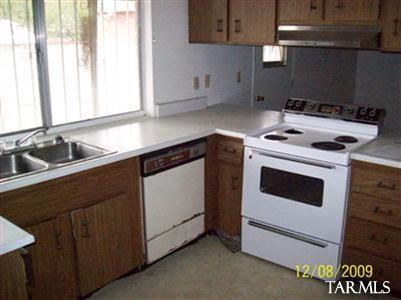 2242 E Pine St, Tucson, AZ 85706 photo 4