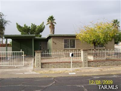 2242 E Pine St, Tucson, AZ 85706 photo 1