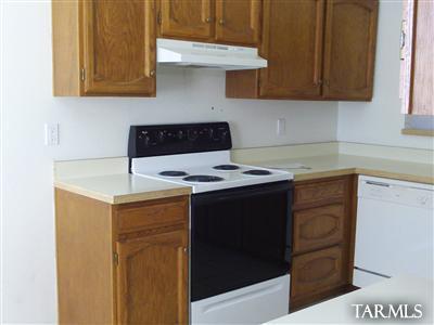 7823 E 4th St, Tucson, AZ 85710 photo 4