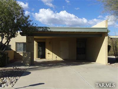7823 E 4th St, Tucson, AZ 85710 photo 2