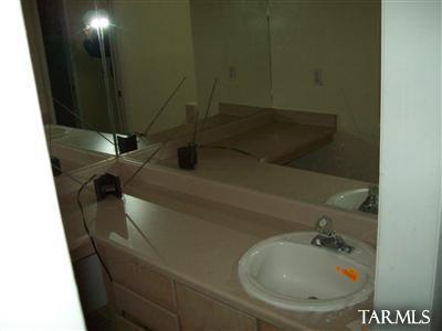 235 E Ponderosa St, Tucson, AZ 85705 photo 9