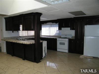 1045 E 9th St, Douglas, AZ 85607 photo 4