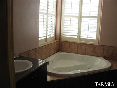 64772 Edwin Rd, Tucson, AZ 85739 photo 11