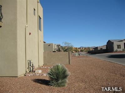 9351 S Placita Del Estero, Vail, AZ 85641 photo 2
