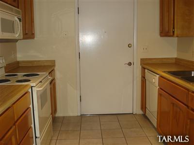 4250 E Allison Rd, Tucson, AZ 85712 photo 4