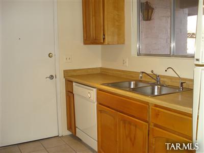 4250 E Allison Rd, Tucson, AZ 85712 photo 6