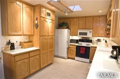 8401 E Calexico St, Tucson, AZ 85730 photo 5
