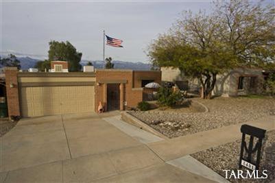 8401 E Calexico St, Tucson, AZ 85730 photo 3