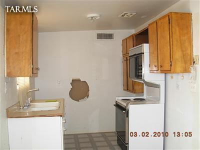 3602 E 32nd St, Tucson, AZ 85713 photo 4