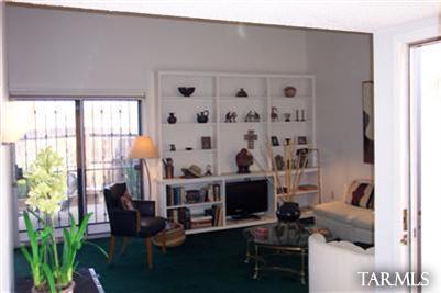 9881 E Skyview Dr, Tucson, AZ 85748 photo 3