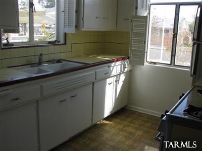 4649 E 8th St, Tucson, AZ 85711 photo 8