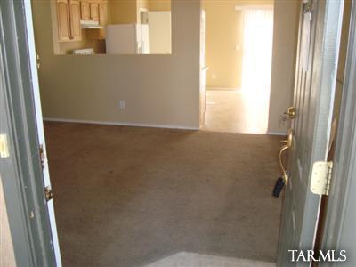 6922 S Harrier Loop, Tucson, AZ 85756 photo 2