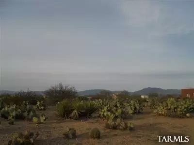 650 N Tomasita Dr, Vail, AZ 85641 photo 1