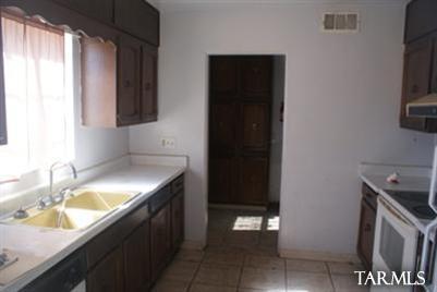 1448 Edison St, Tucson, AZ 85719 photo 2