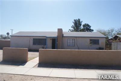 1448 Edison St, Tucson, AZ 85719 photo 1