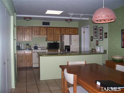 8521 E Lee Pl, Tucson, AZ 85715 photo 6