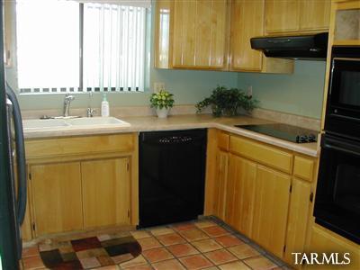 7500 E Via Cornucopia, Tucson, AZ 85715 photo 3