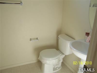 5769 E Bellow Ln, Tucson, AZ 85712 photo 8