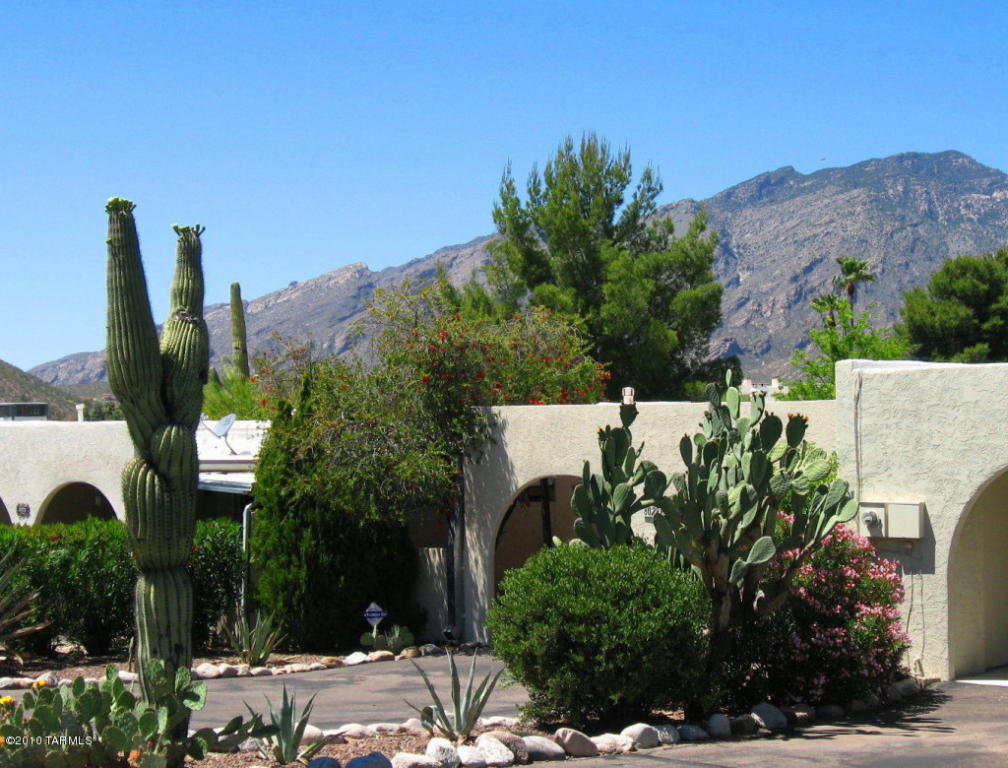8029 E Shadow Ln, Tucson, AZ 85750 photo 1