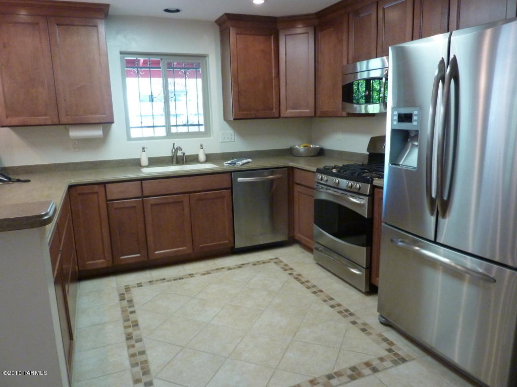 2333 E Mitchell St, Tucson, AZ 85719 photo 9
