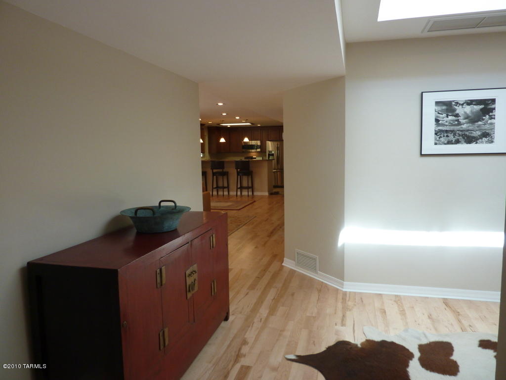 2333 E Mitchell St, Tucson, AZ 85719 photo 4