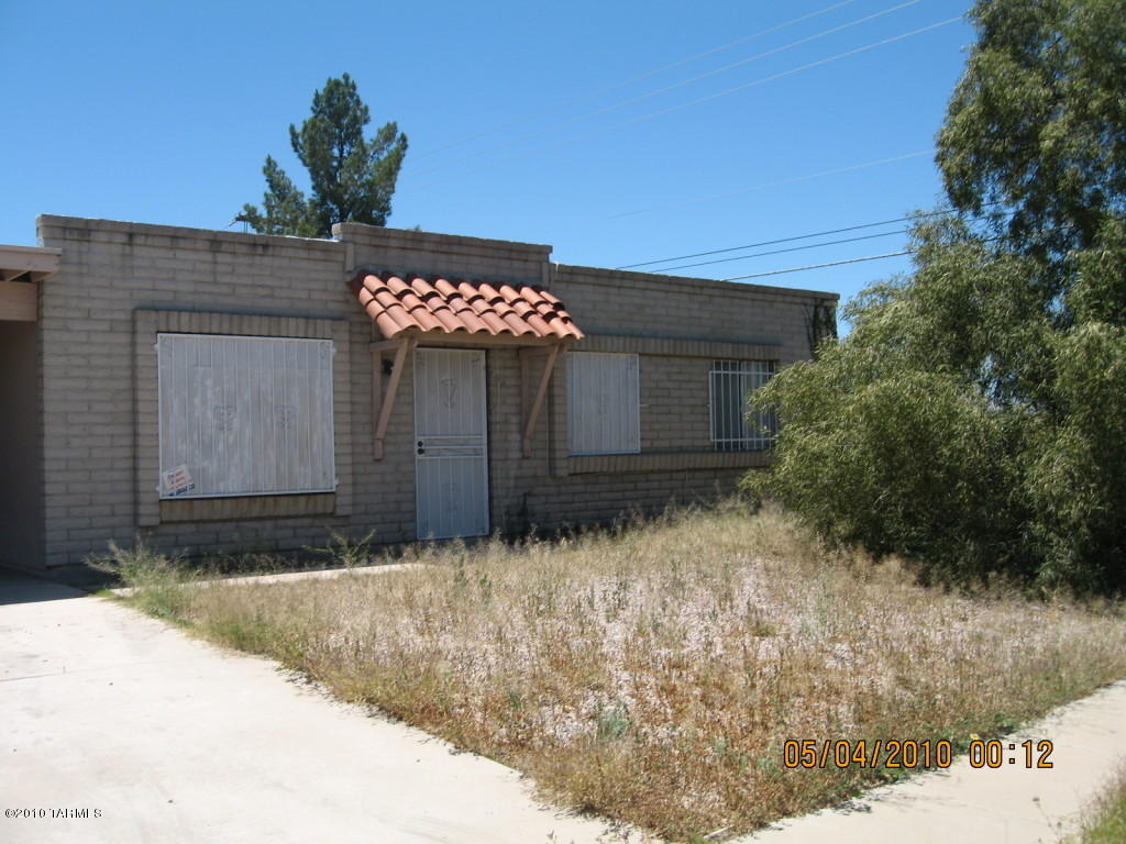 1902 E Bantam Rd, Tucson, AZ 85706 photo 2