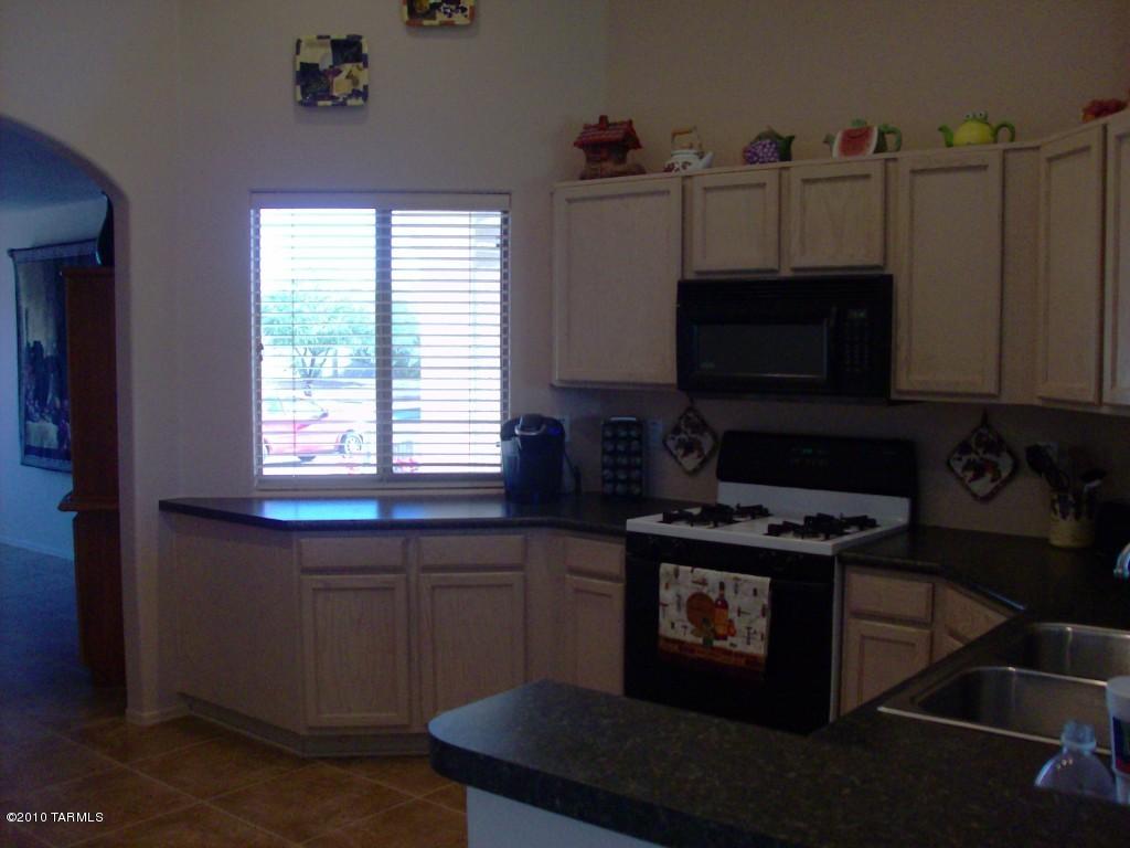 8847 E Maxwell, Tucson, AZ 85747 photo 3