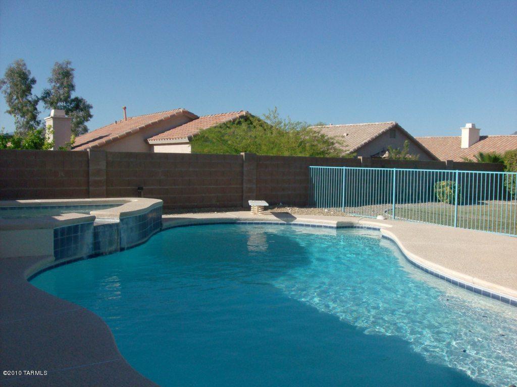 8847 E Maxwell, Tucson, AZ 85747 photo 2