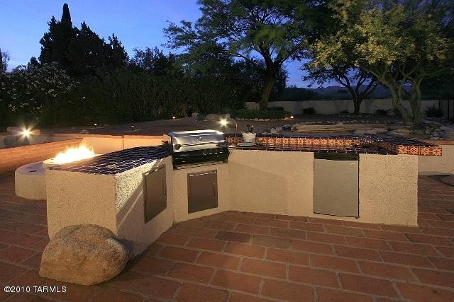 7833 E Highview Pl, Tucson, AZ 85750 photo 3