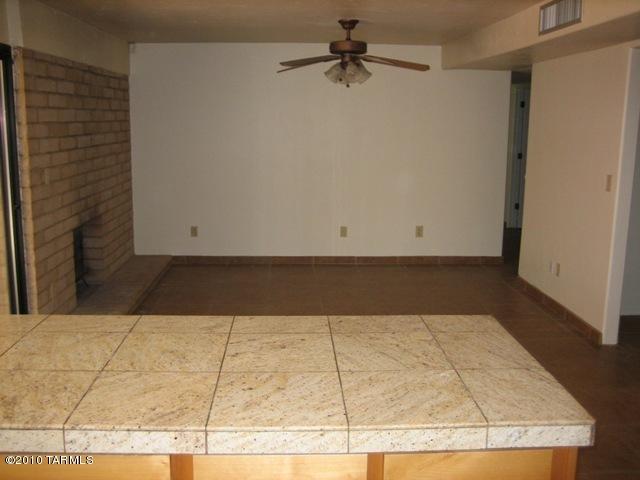 9622 E Rand, Tucson, AZ 85715 photo 4