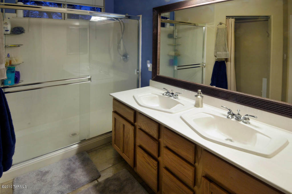 5113 E Circulo Las Cabanas, Tucson, AZ 85711 photo 12