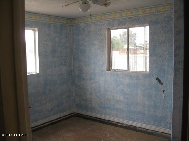 6281 E Sylvane, Tucson, AZ 85711 photo 16