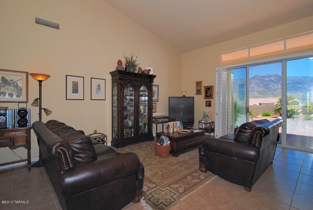 65147 Emerald Ridge Dr, Tucson, AZ 85739 photo 6