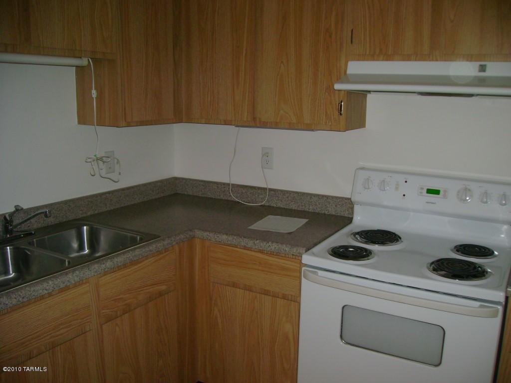 1319 E Zulema Loop, Tucson, AZ 85706 photo 2
