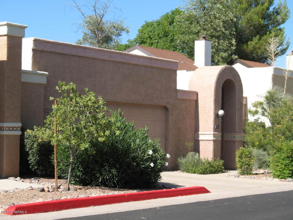 7511 E Beach Dr, Tucson, AZ 85715 photo 1