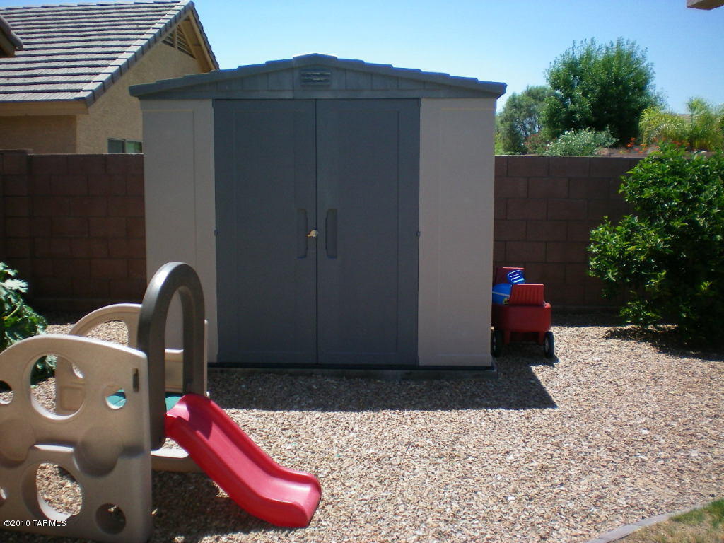 9961 E Apache Rain Dr, Tucson, AZ 85748 photo 16
