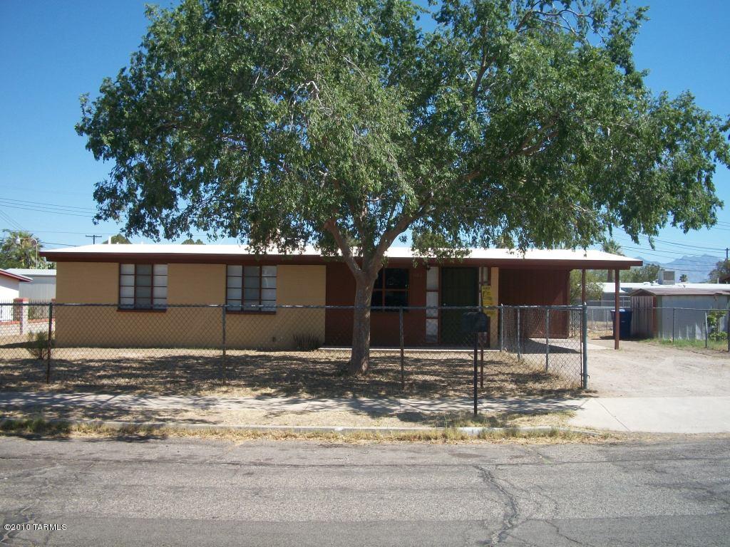 1109 E Macarthur St, Tucson, AZ 85714 photo 2