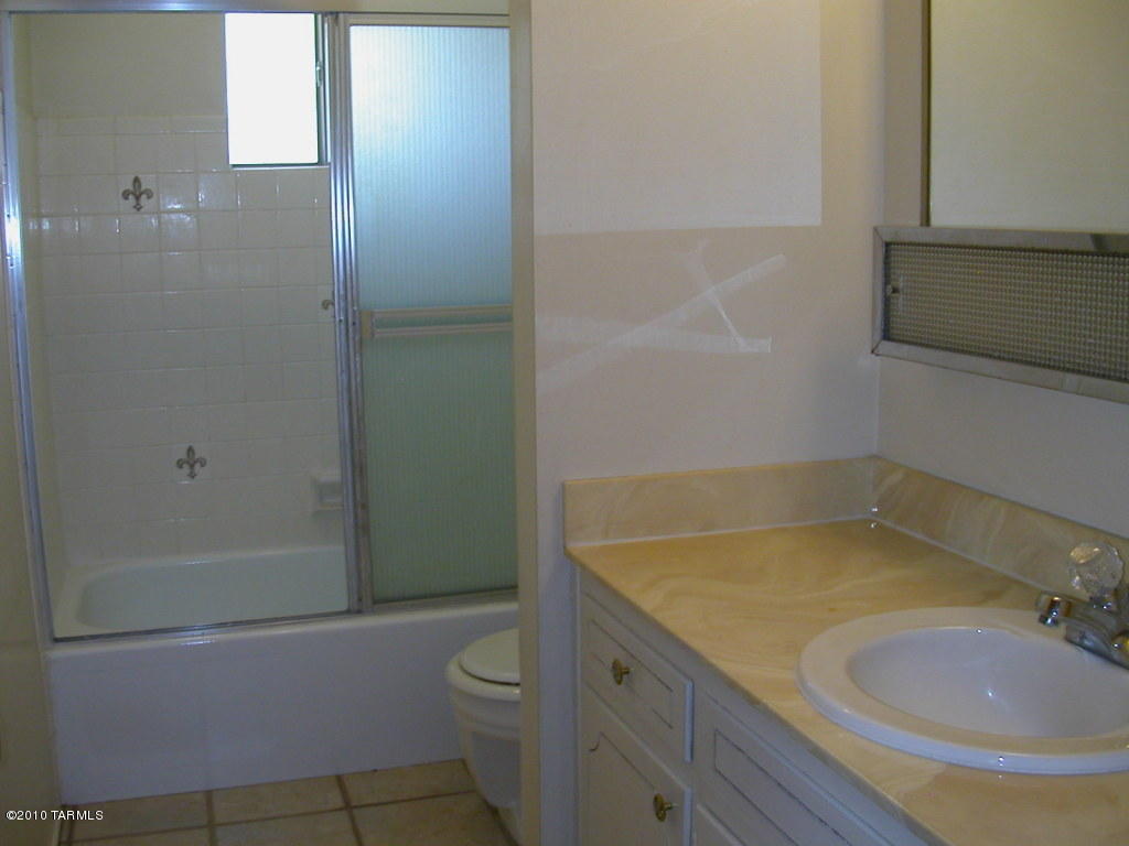 7331 E 33rd St, Tucson, AZ 85710 photo 8