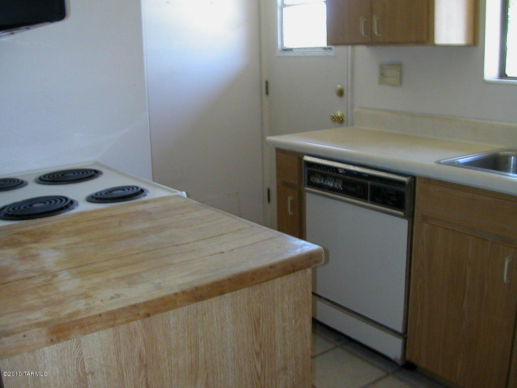 7331 E 33rd St, Tucson, AZ 85710 photo 6