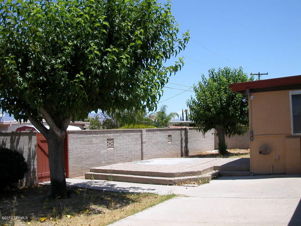 7331 E 33rd St, Tucson, AZ 85710 photo 3