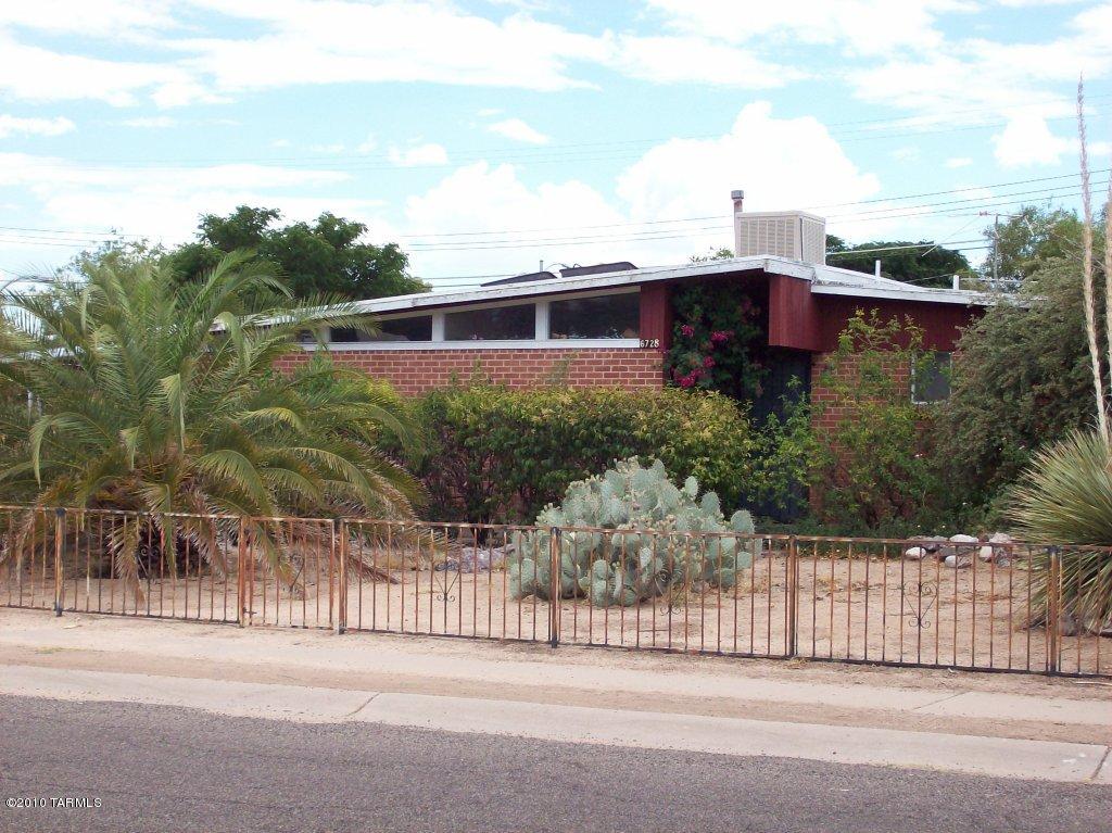 6728 E 17th, Tucson, AZ 85710 photo 1