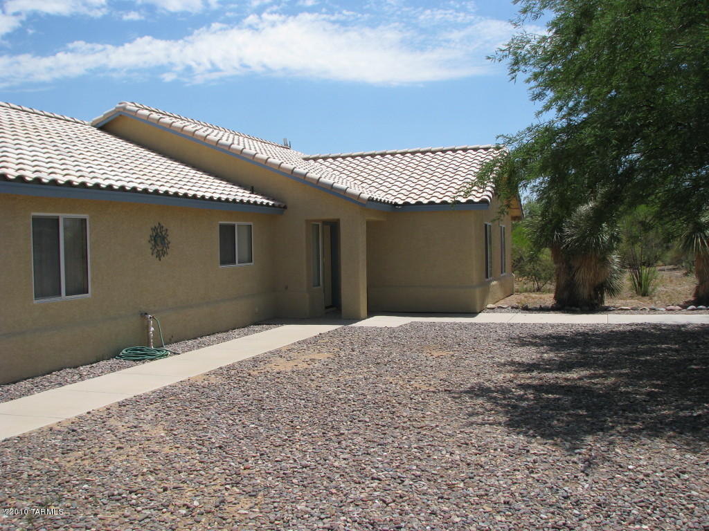 2841 E Wetstones, Vail, AZ 85641 photo 2