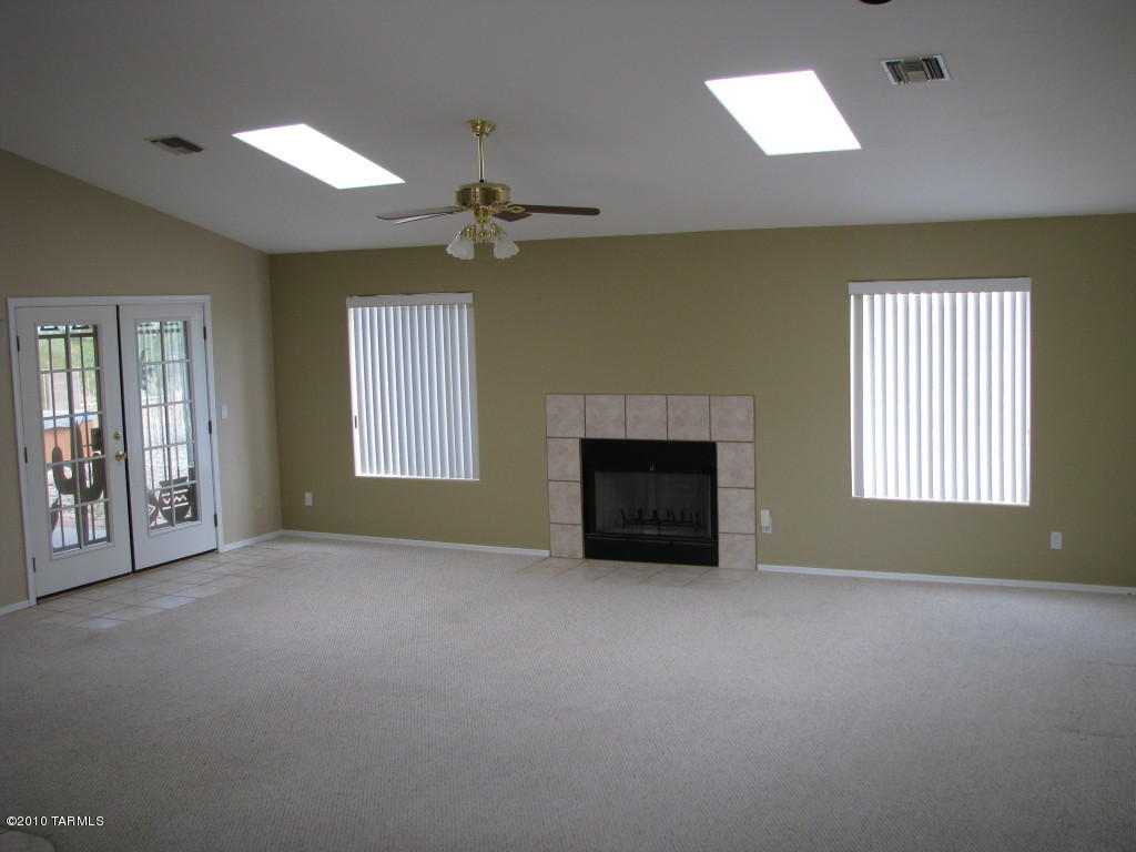 2841 E Wetstones, Vail, AZ 85641 photo 3