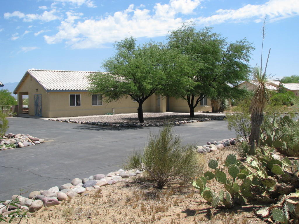 2841 E Wetstones, Vail, AZ 85641 photo 1