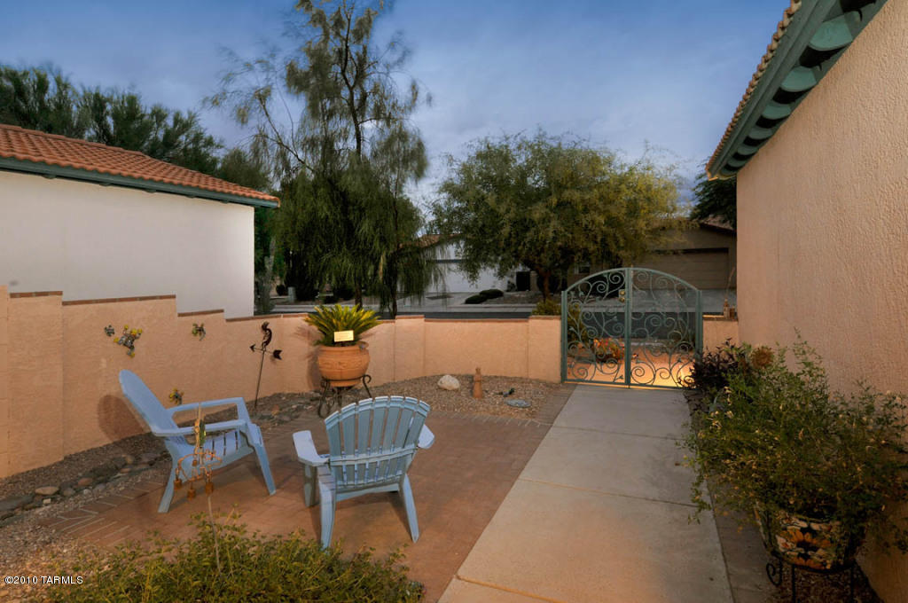 5106 E Circulo Las Cabanas, Tucson, AZ 85711 photo 3