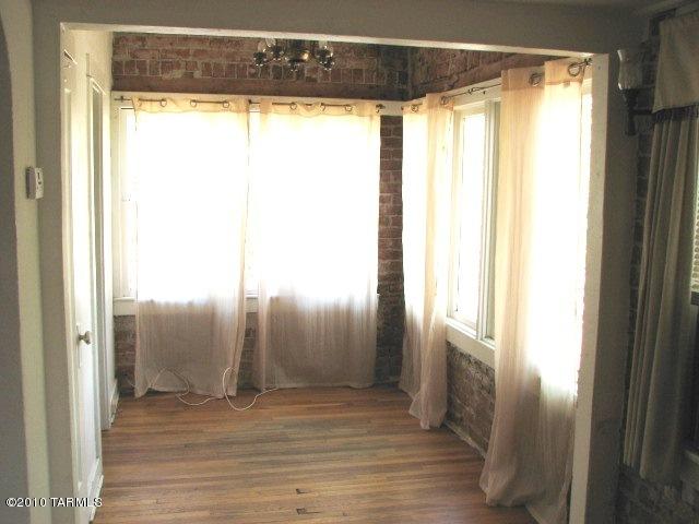 2115 E Helen, Tucson, AZ 85719 photo 6