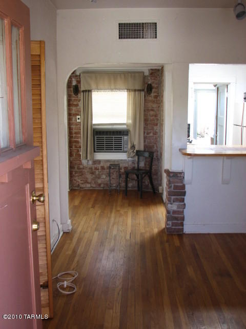 2115 E Helen, Tucson, AZ 85719 photo 3