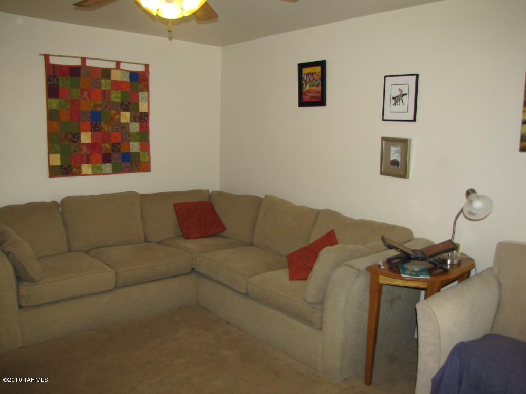 6860 S Copper Bloom, Tucson, AZ 85756 photo 3