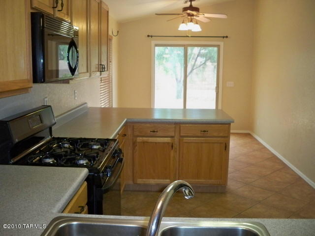7737 S Precious Opal, Tucson, AZ 85747 photo 22