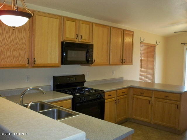 7737 S Precious Opal, Tucson, AZ 85747 photo 3
